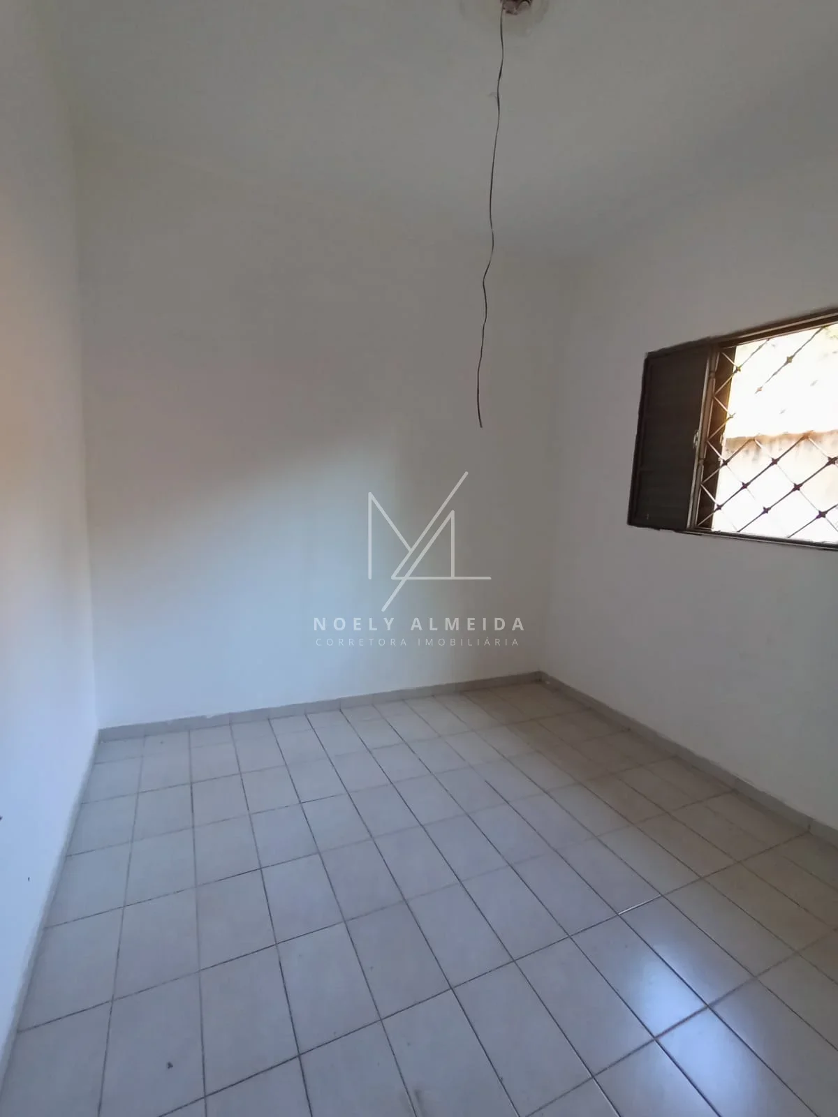 Casa a venda no centro de Presidente Epitácio. — foto 6