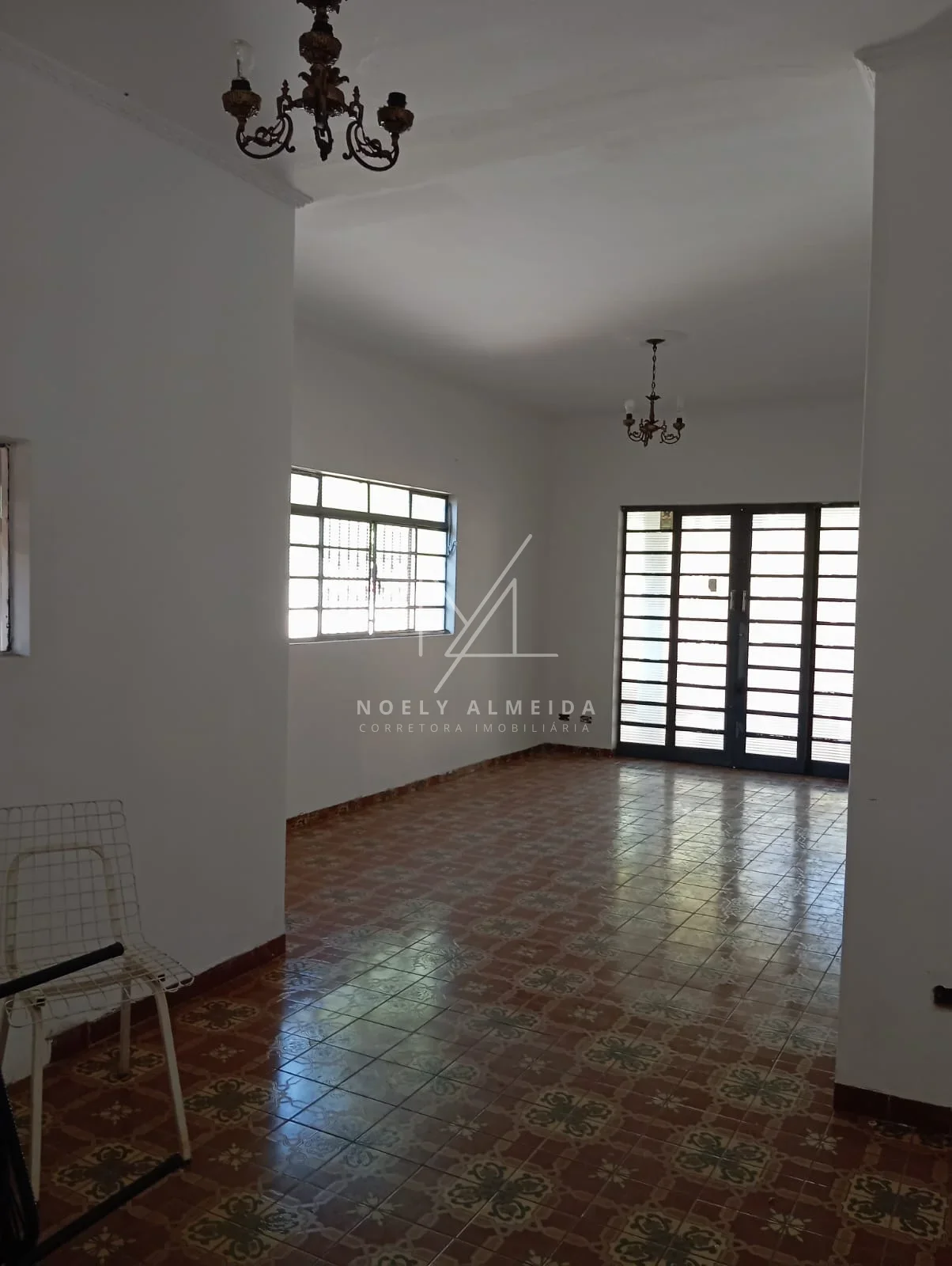 Casa a venda no centro de Presidente Epitácio. — foto 9