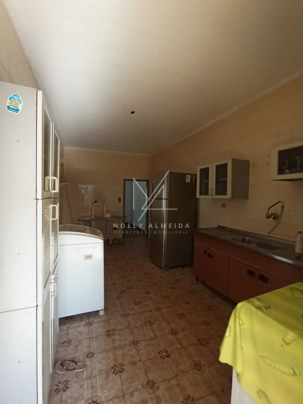 Casa a venda no centro de Presidente Epitácio. — foto 12