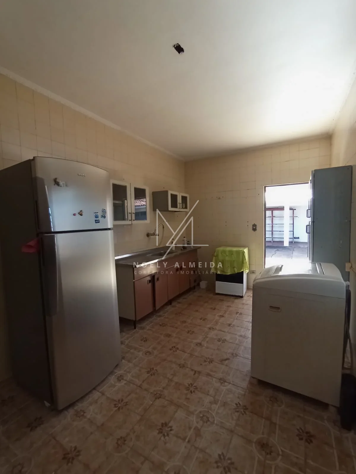 Casa a venda no centro de Presidente Epitácio. — foto 16