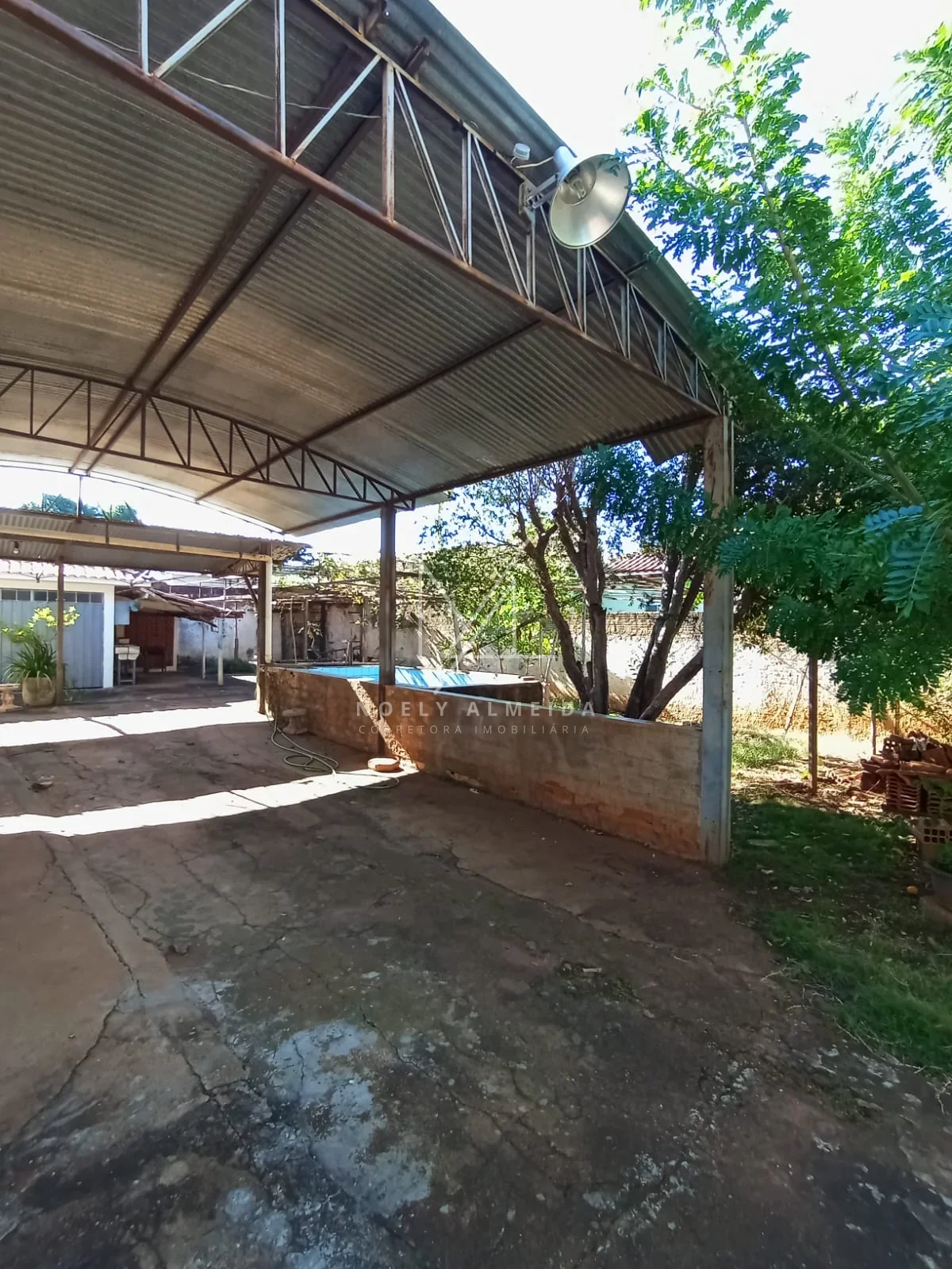 Casa a venda no centro de Presidente Epitácio. — foto 20