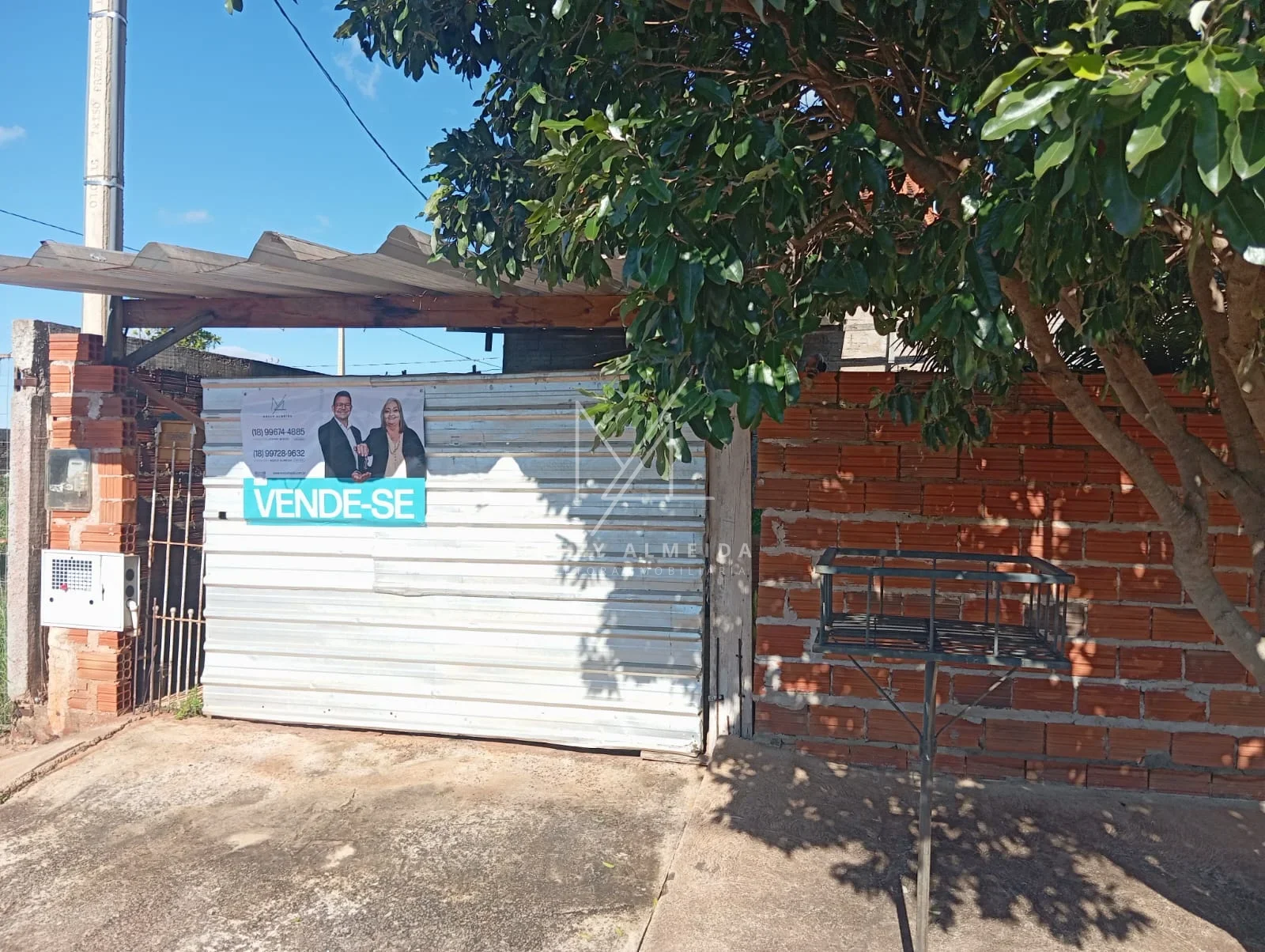 CASA A VENDA NO BAIRRO HOSSUME EM PRESIDENTE EPITÁCIO