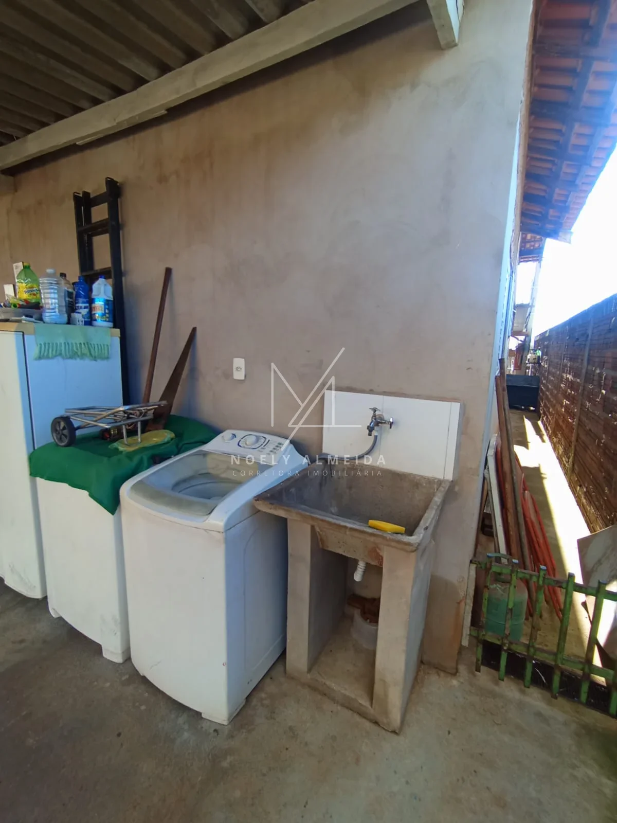CASA A VENDA NO BAIRRO HOSSUME EM PRESIDENTE EPITÁCIO — foto 1
