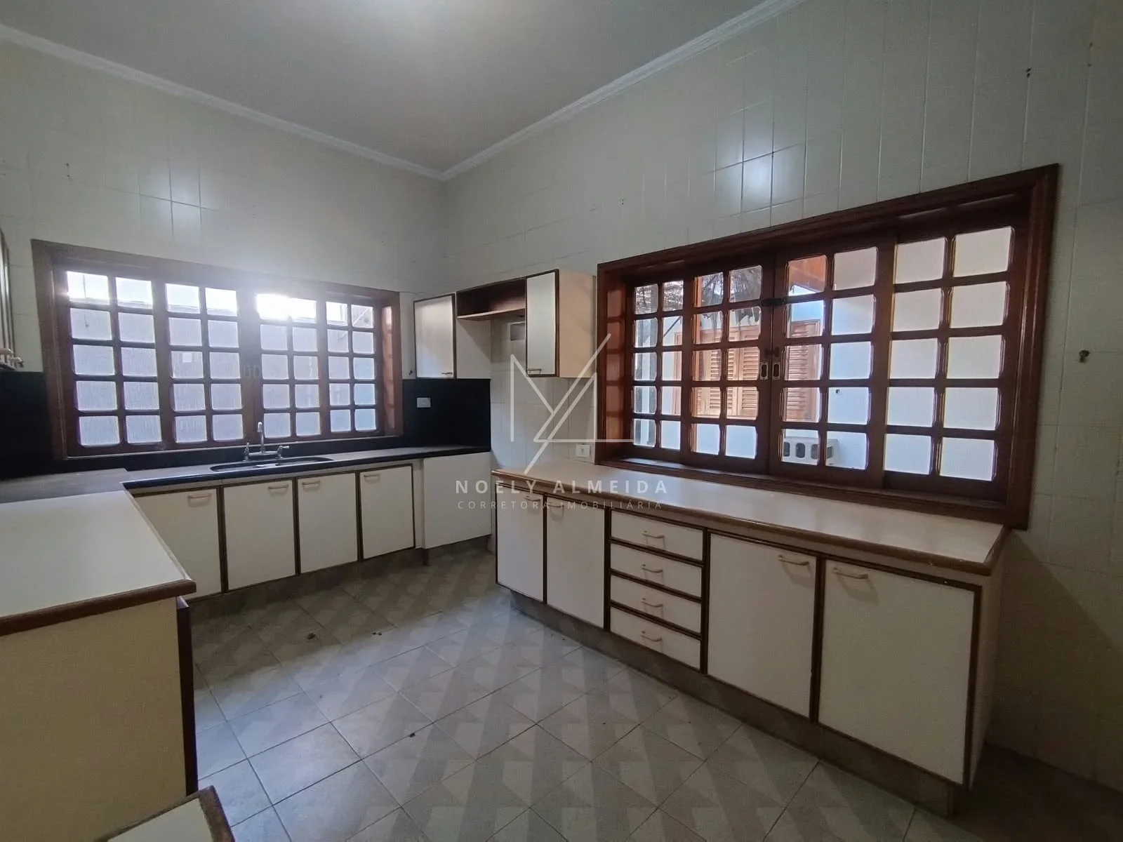 CASA DE ALTO PADRÃO NO CENTRO DE PRESIDENTE EPITACIO/SP — foto 13