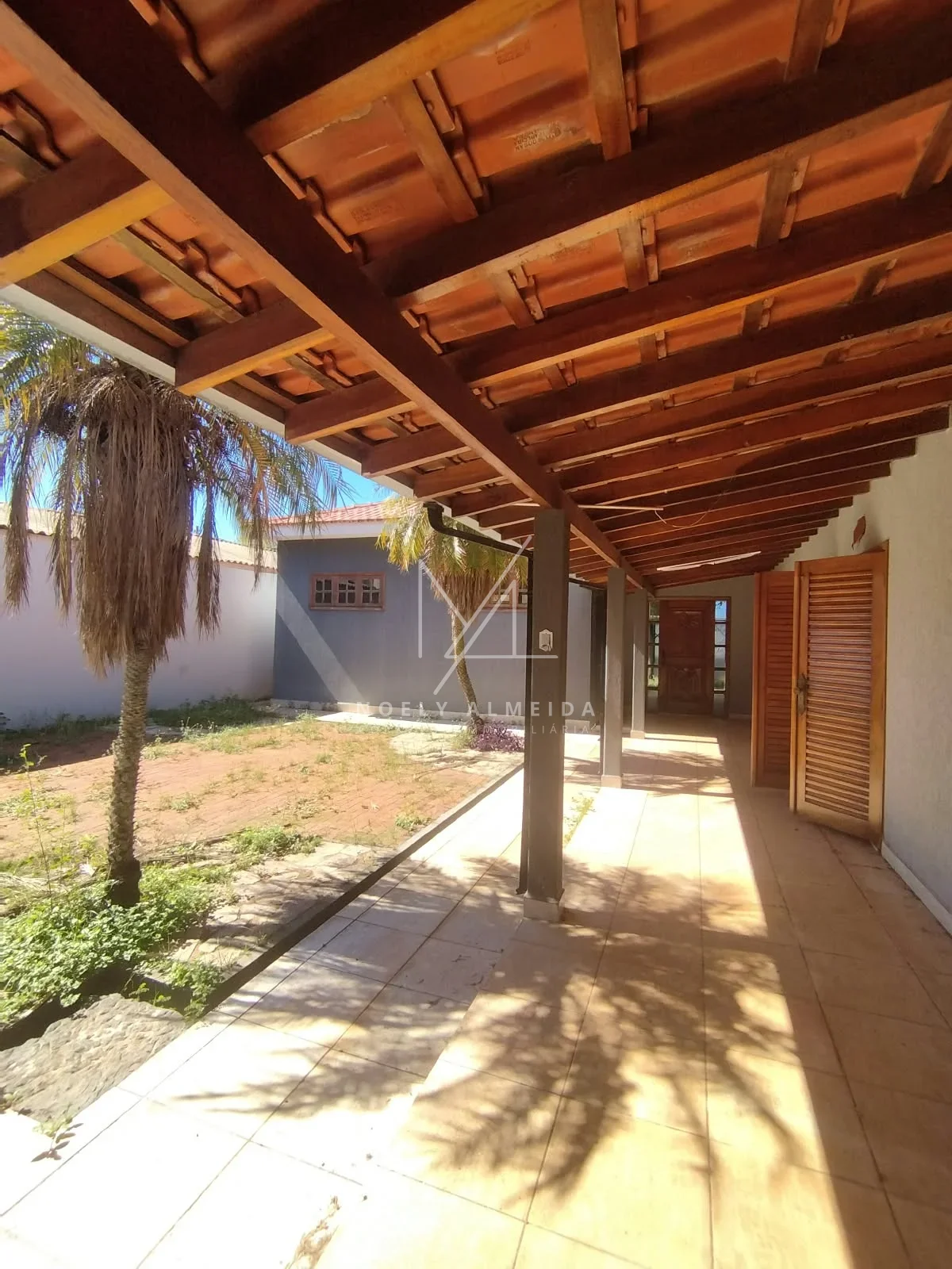 CASA DE ALTO PADRÃO NO CENTRO DE PRESIDENTE EPITACIO/SP — foto 1