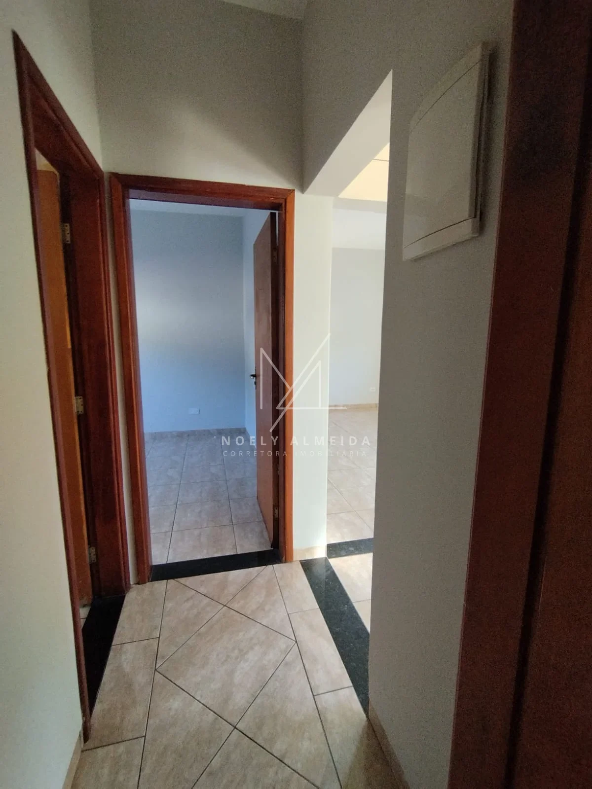 CASA LINDA COM 3 QUARTOS NO CENTRO DE PRESIDENTE EPITACIO — foto 12