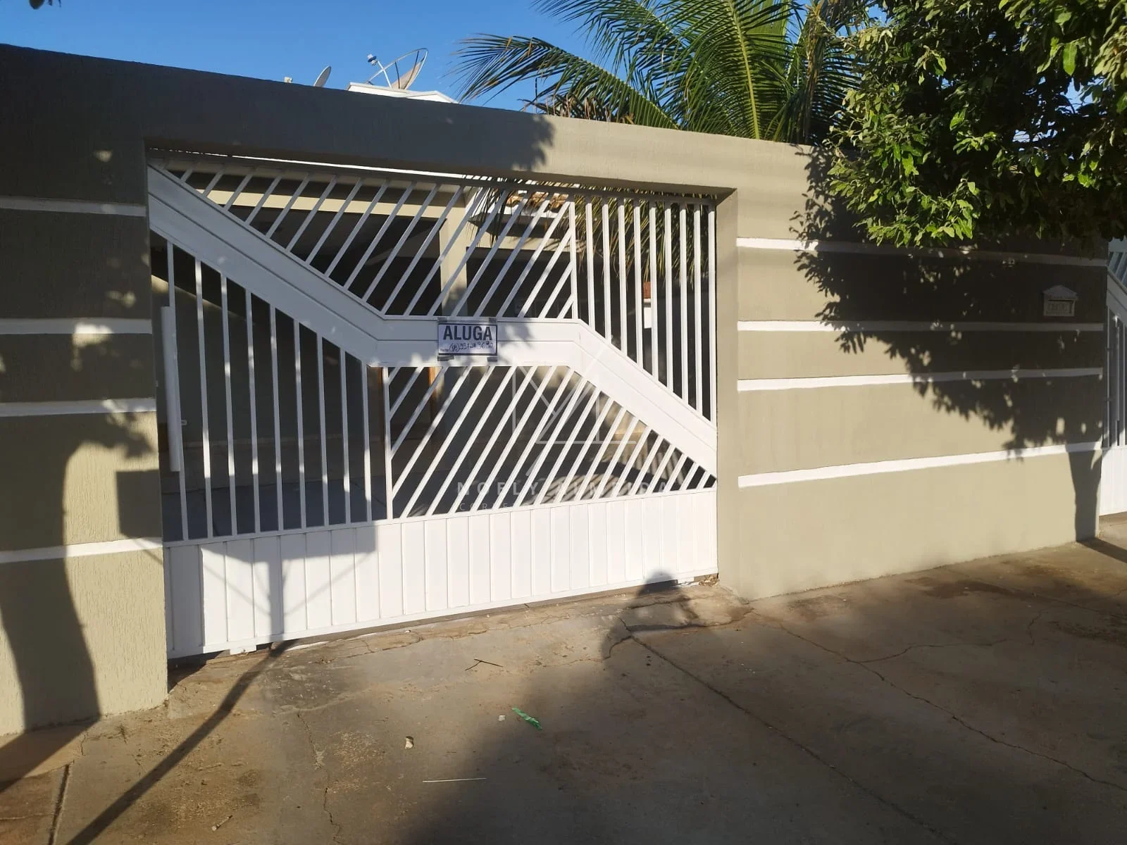 CASA LINDA COM 3 QUARTOS NO CENTRO DE PRESIDENTE EPITACIO — foto 3